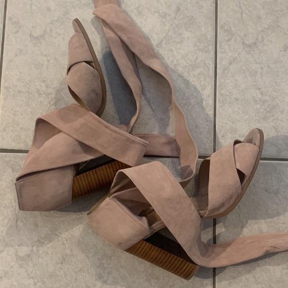 Alex + Alex sandals - Picture 5 of 7